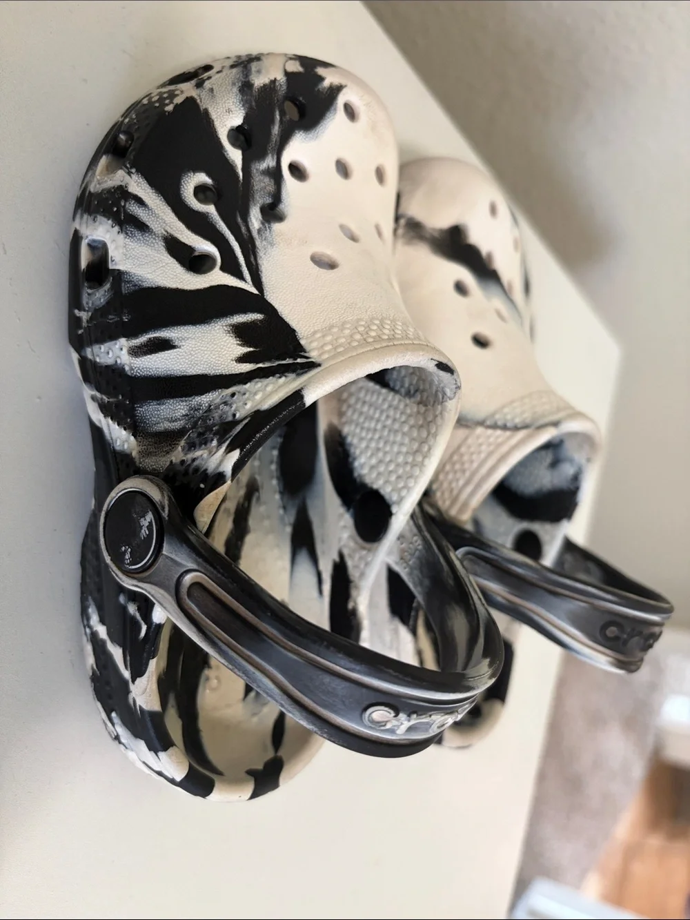 CROCS Kids Marbled Clogs in White and Black